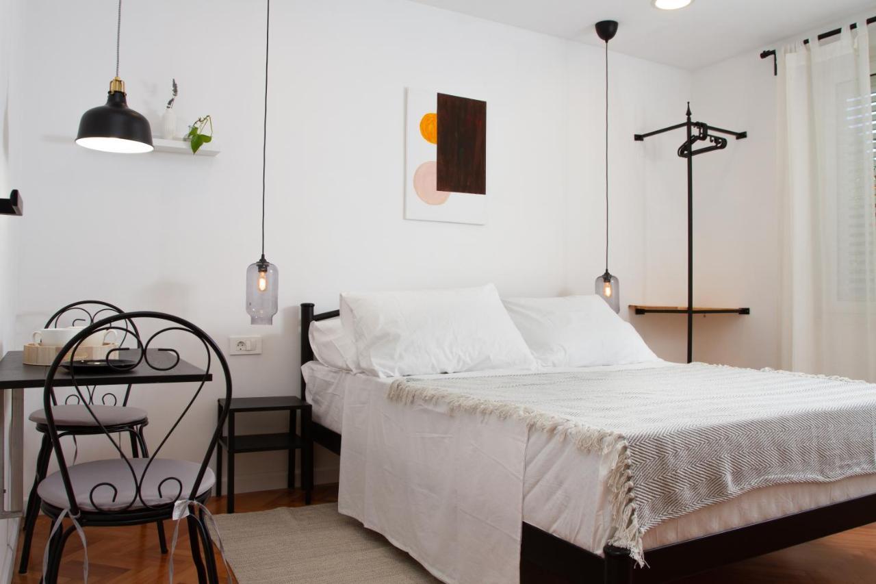 Vinea Suites โตรกีร์ ภายนอก รูปภาพ