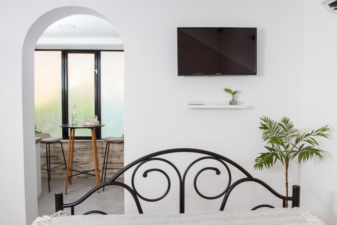Vinea Suites โตรกีร์ ภายนอก รูปภาพ